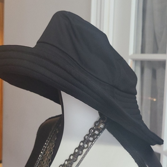 Bucket hat - Picture 2 of 2